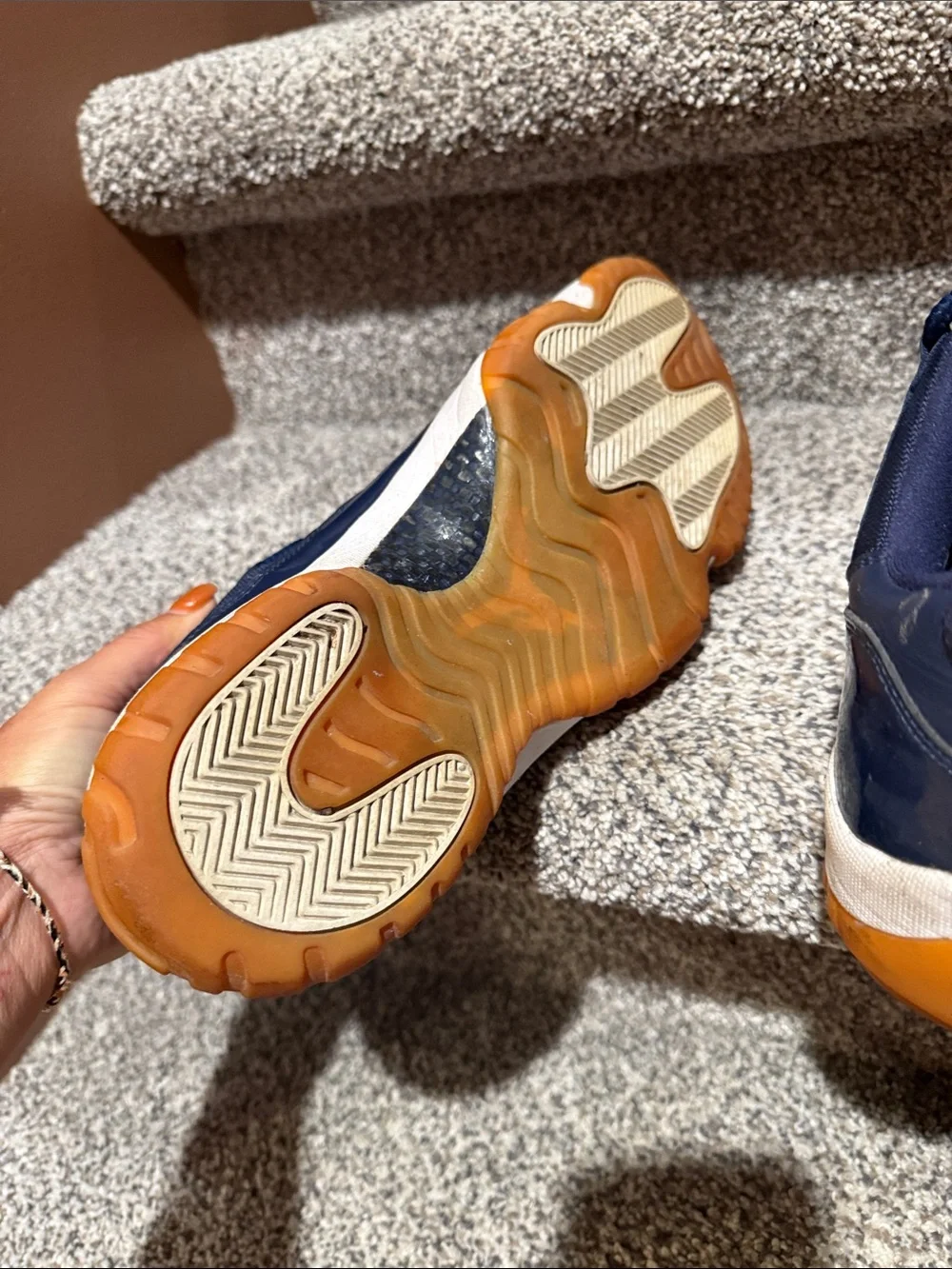 Jordan 11 retro “Navy Gum”
